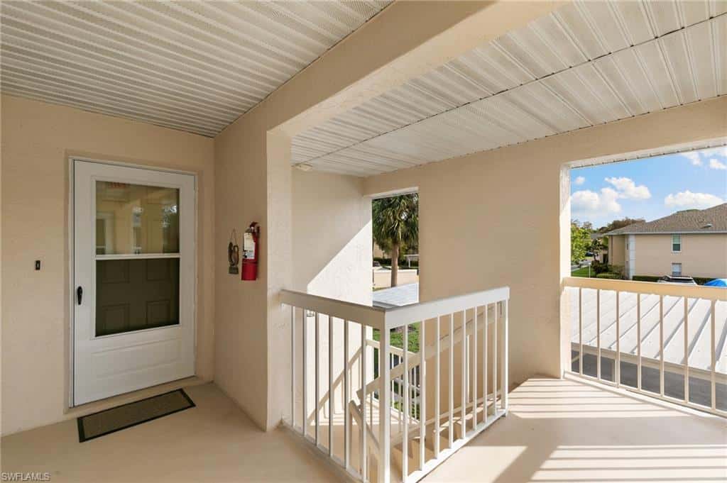 685 Squire Cir #204, Naples, photo 4
