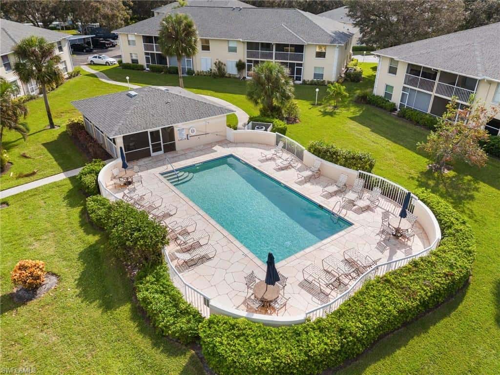 685 Squire Cir #204, Naples, photo 25