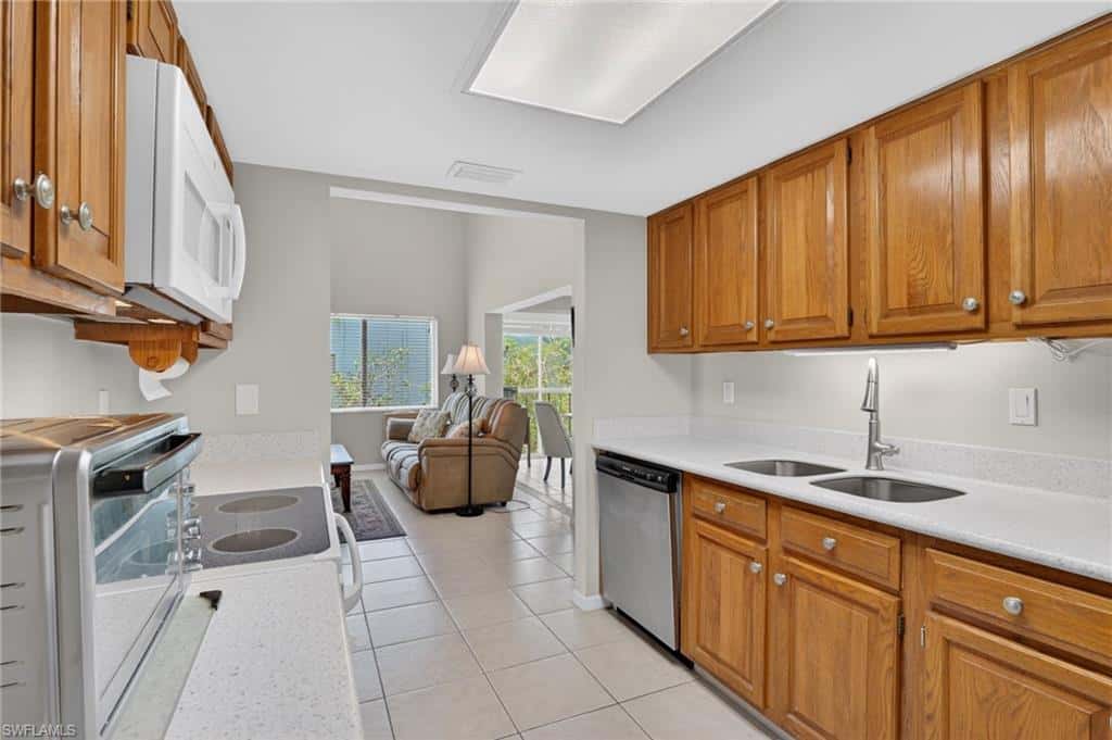3044 Kings Lake Blvd #7568, Naples, photo 12