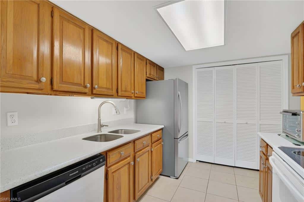 3044 Kings Lake Blvd #7568, Naples, photo 11