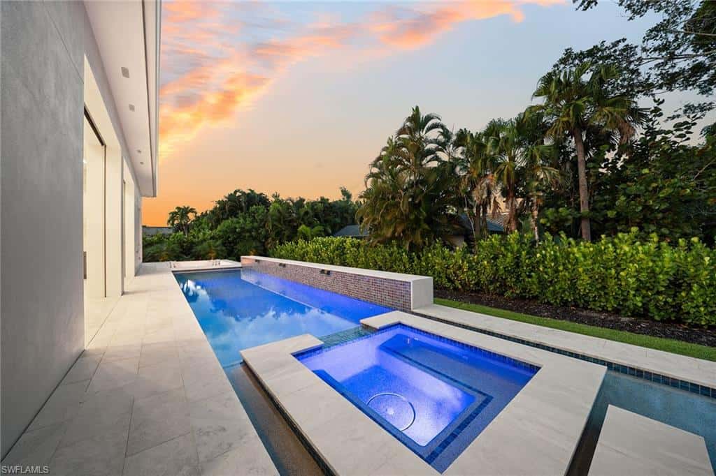 623 Park Shore Dr, Naples, photo 40