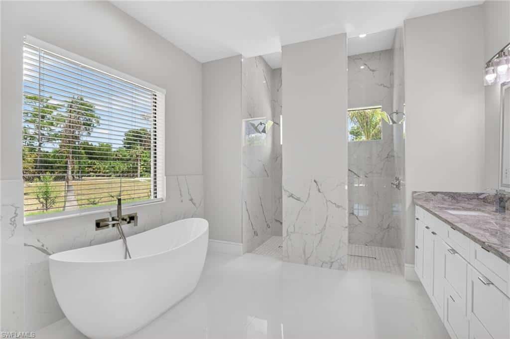 563 15th St, Naples, photo 7