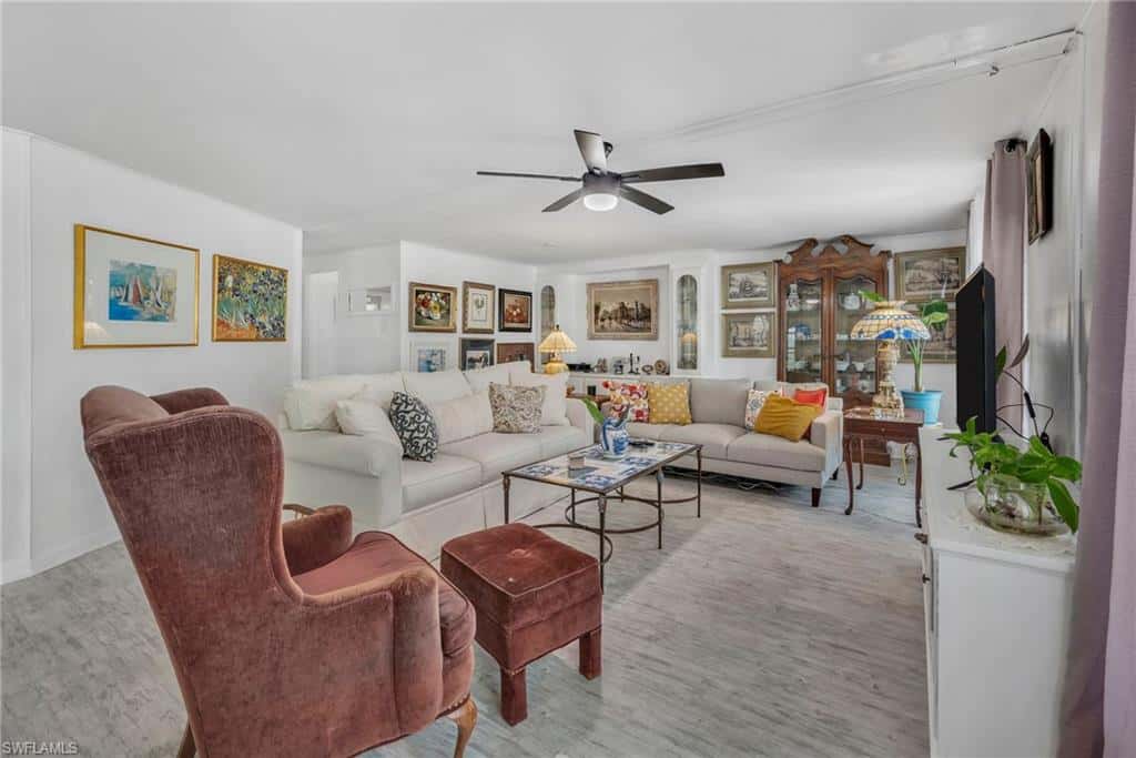 26049 Princess Ln, Bonita Springs, photo 6