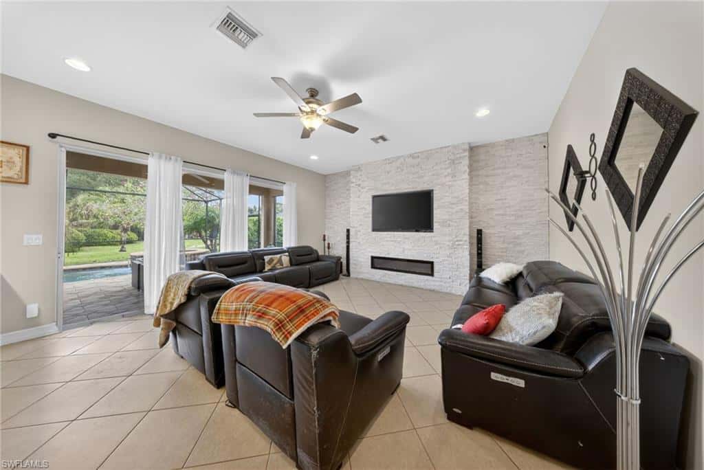 3330 Banyon Hollow Loop, North Fort Myers, photo 11