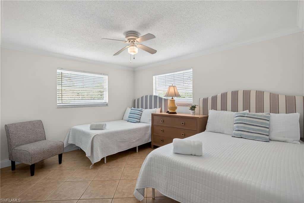 559 105th Ave, Naples, photo 9