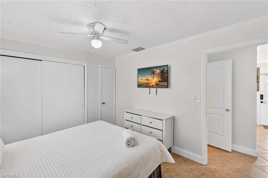 563 105th Ave, Naples, photo 22
