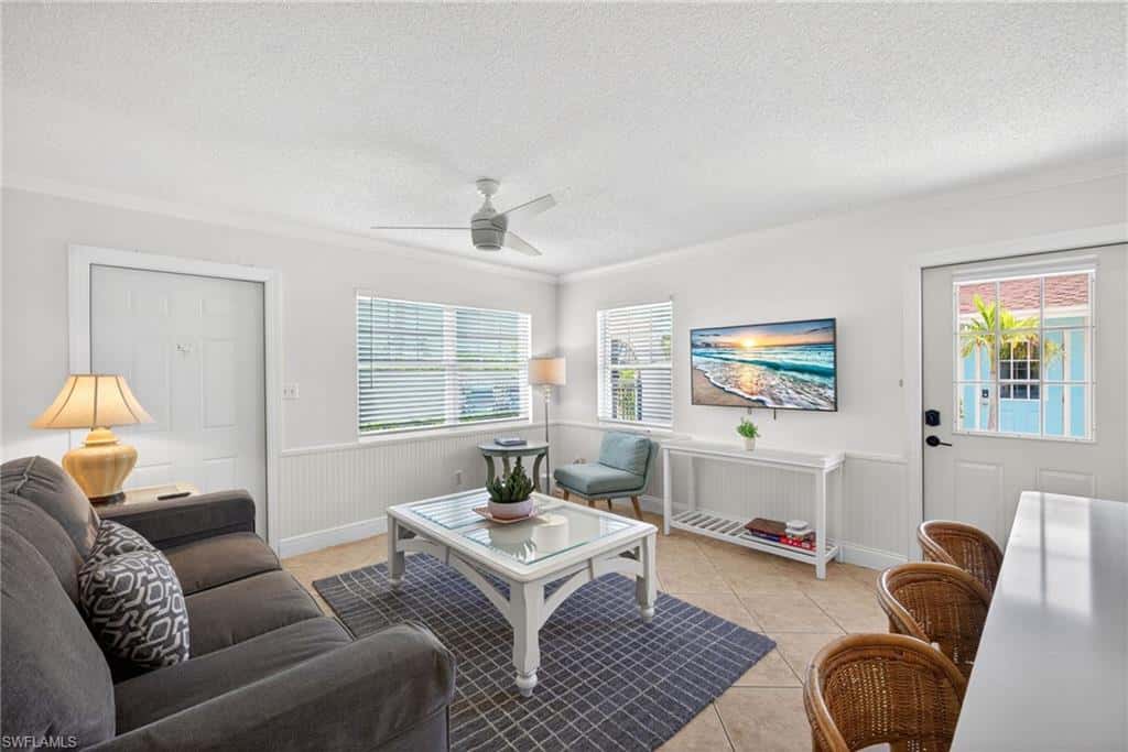 563 105th Ave, Naples, photo 5
