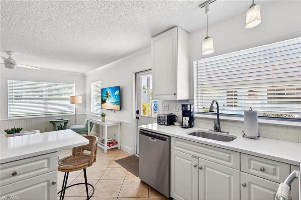 563 105th Ave, Naples, photo 8