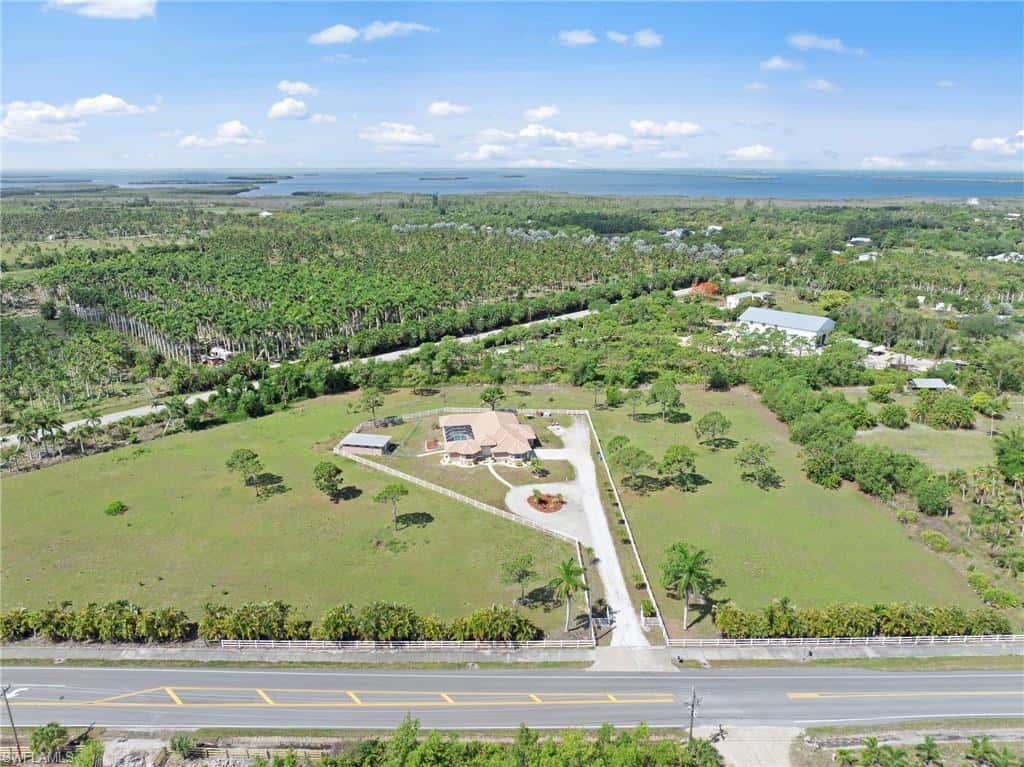 13541 Stringfellow Rd, Bokeelia, photo 39