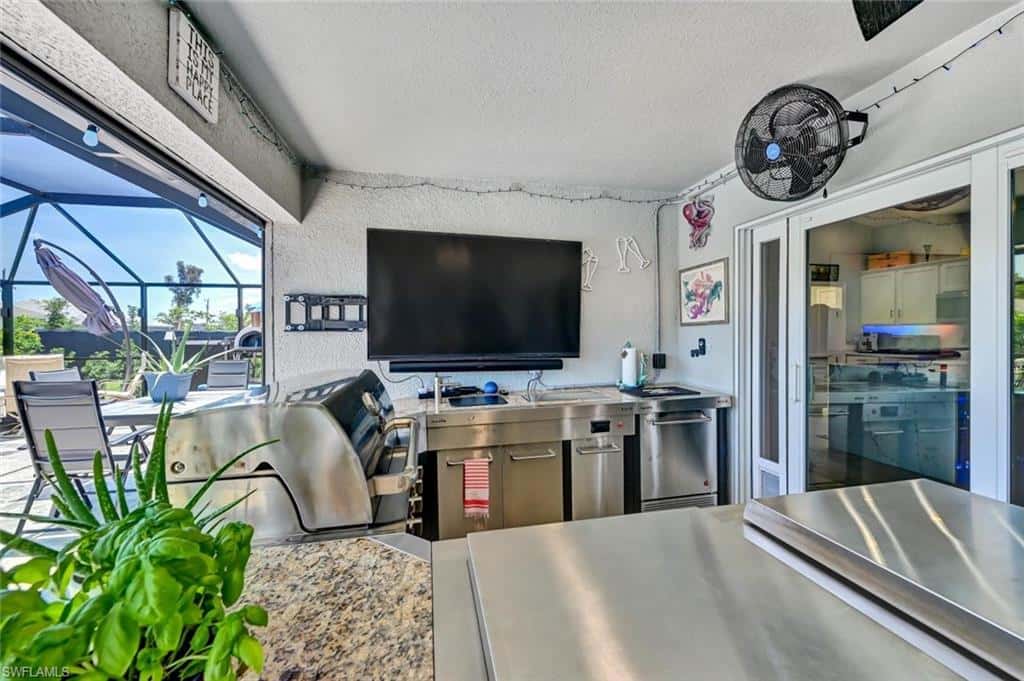 1811 3rd Ter, Cape Coral, photo 27
