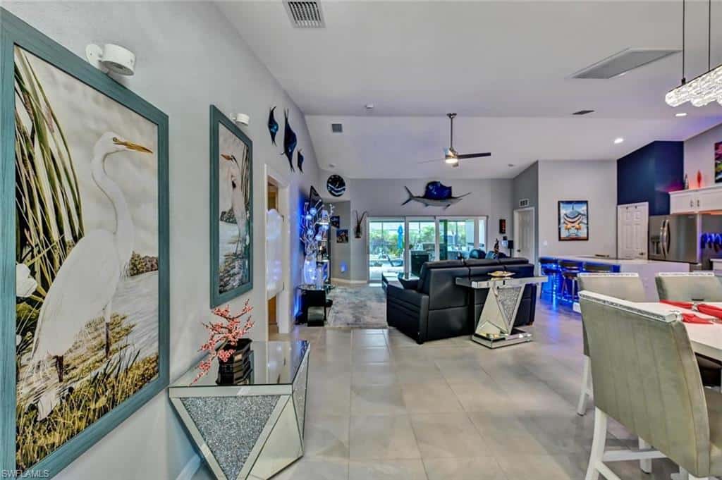 1811 3rd Ter, Cape Coral, photo 4