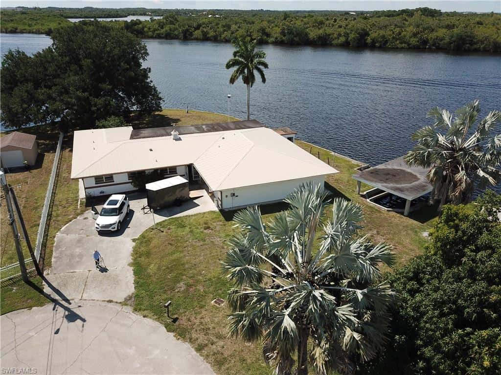 13208 Marquette Blvd, Fort Myers, photo 5