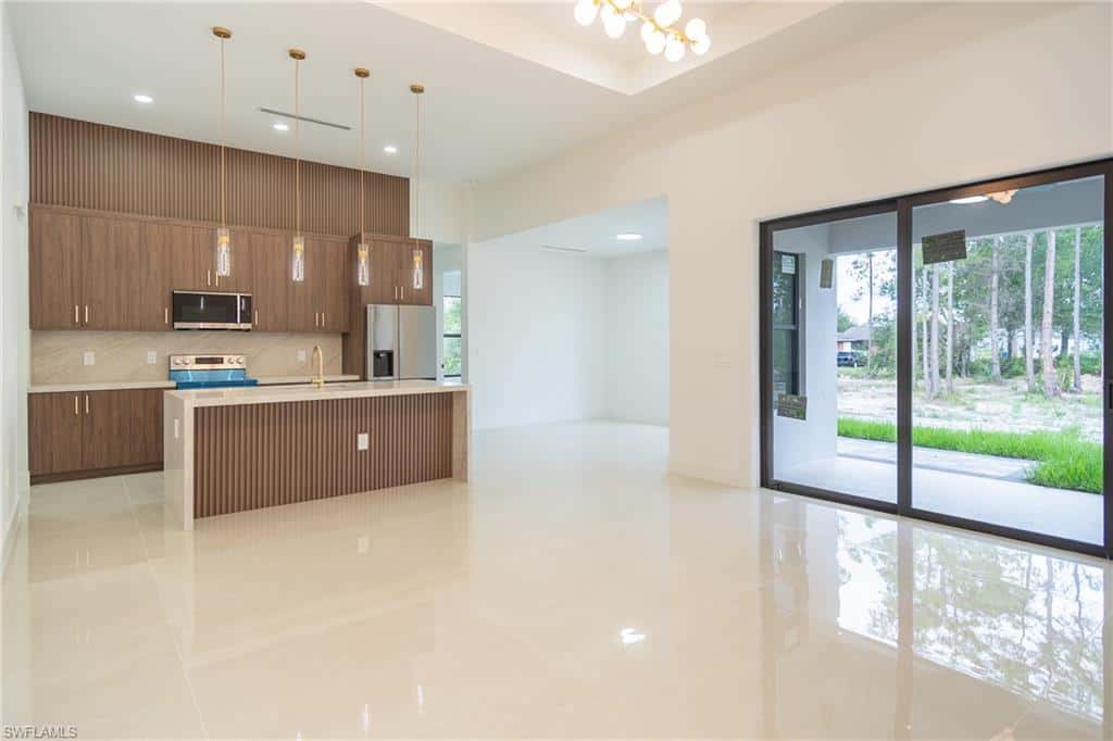 915 Lincoln Ave, Lehigh Acres, photo 31