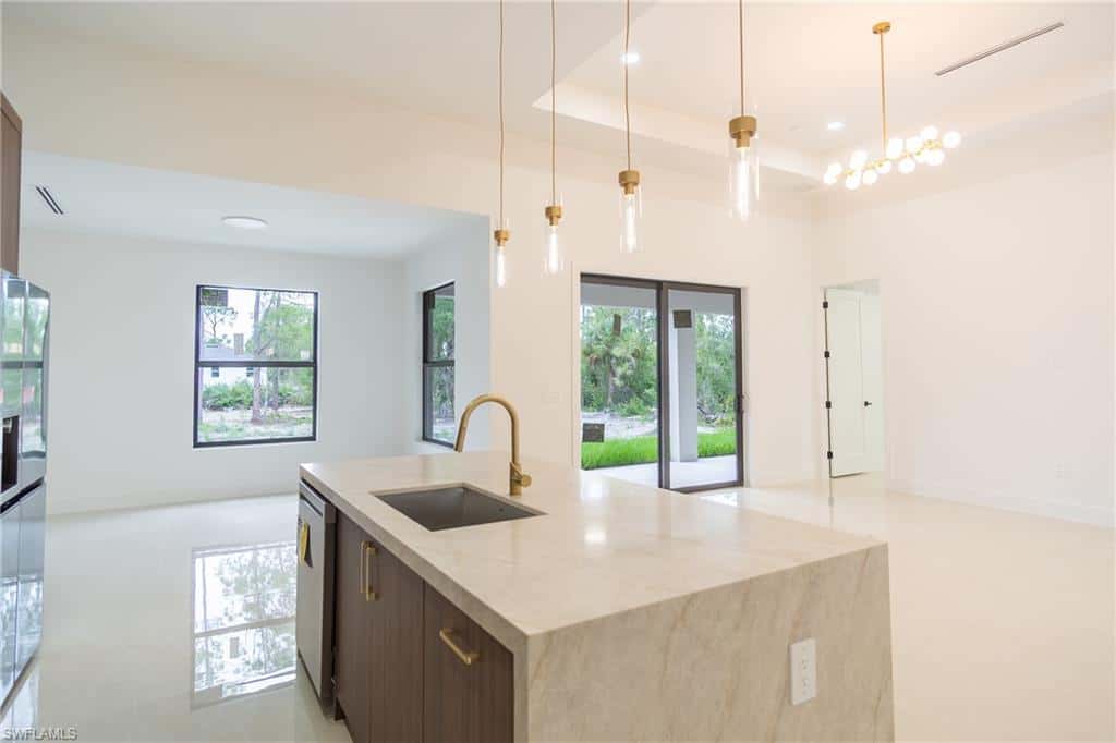 915 Lincoln Ave, Lehigh Acres, photo 8