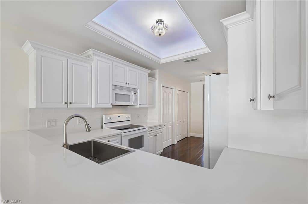 2810 Cypress Trace Cir #2112, Naples, photo 10