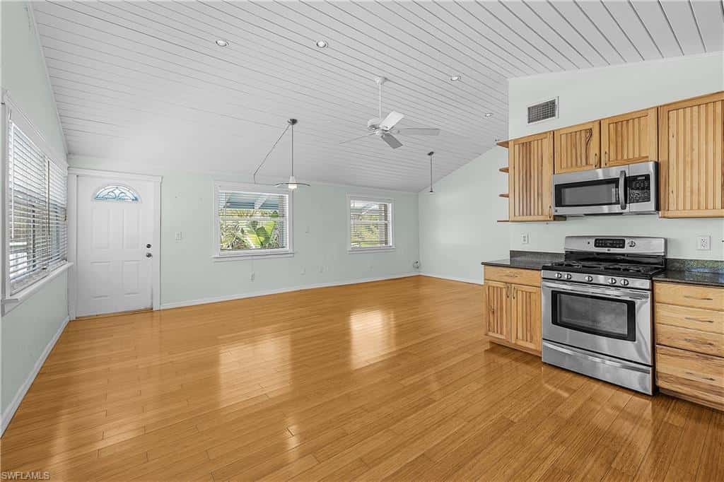 10545 Habitat Trl, Bokeelia, photo 6