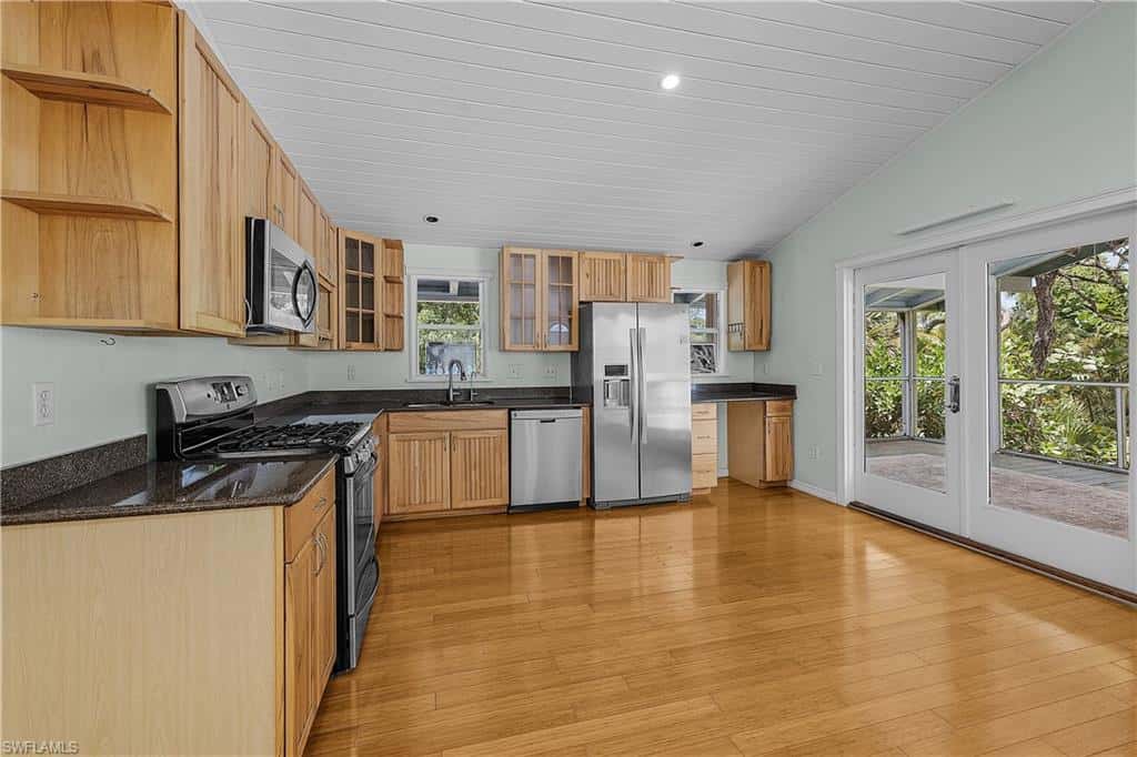 10545 Habitat Trl, Bokeelia, photo 9