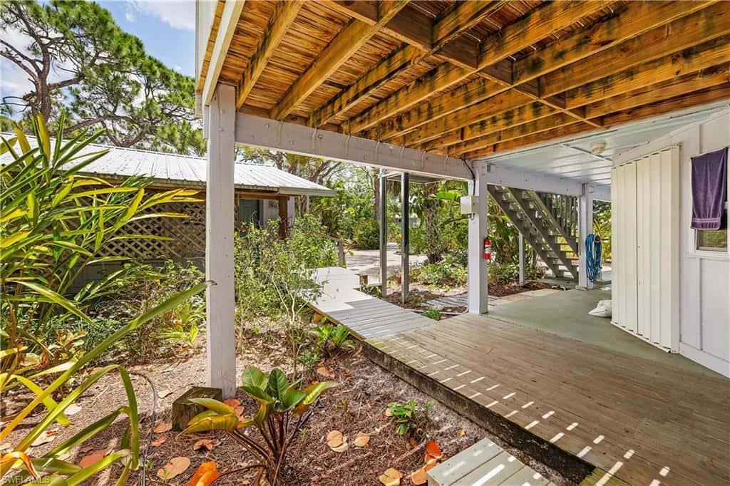 10545 Habitat Trl, Bokeelia, photo 37