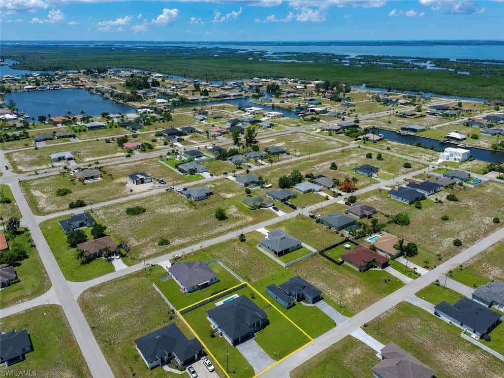 4328 32nd Ln, Cape Coral, photo 39