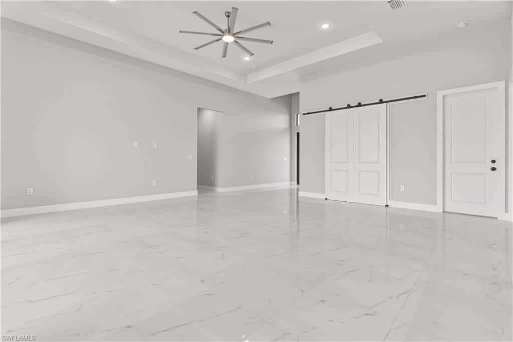 4328 32nd Ln, Cape Coral, photo 4