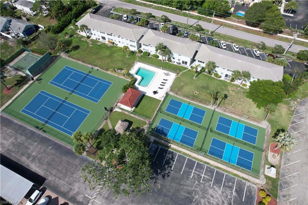 37 High Point Cir #602, Naples, photo 25