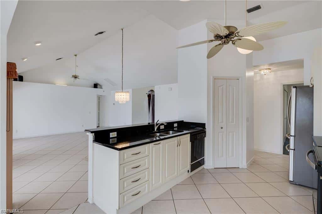 13376 Journeys End, Fort Myers, photo 10