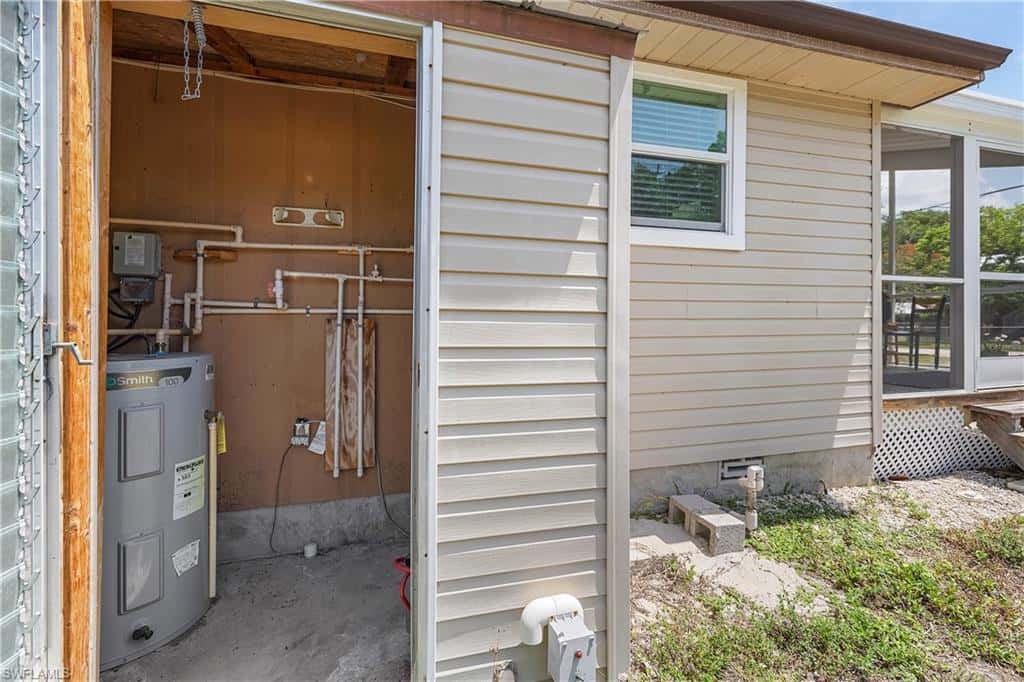 7257 Victory Rd, Bokeelia, photo 17