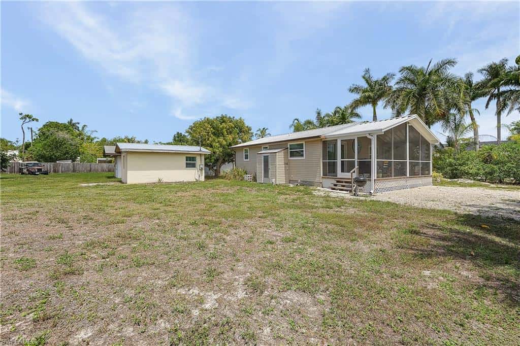 7257 Victory Rd, Bokeelia, photo 8