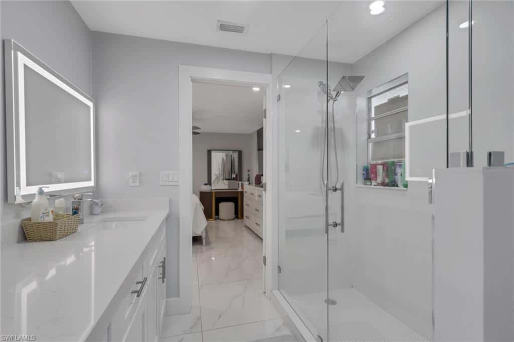 2025 49th Ter, Naples, photo 14