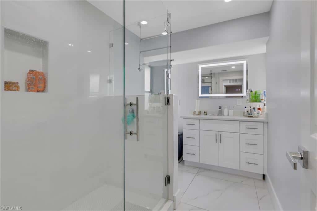 2025 49th Ter, Naples, photo 19