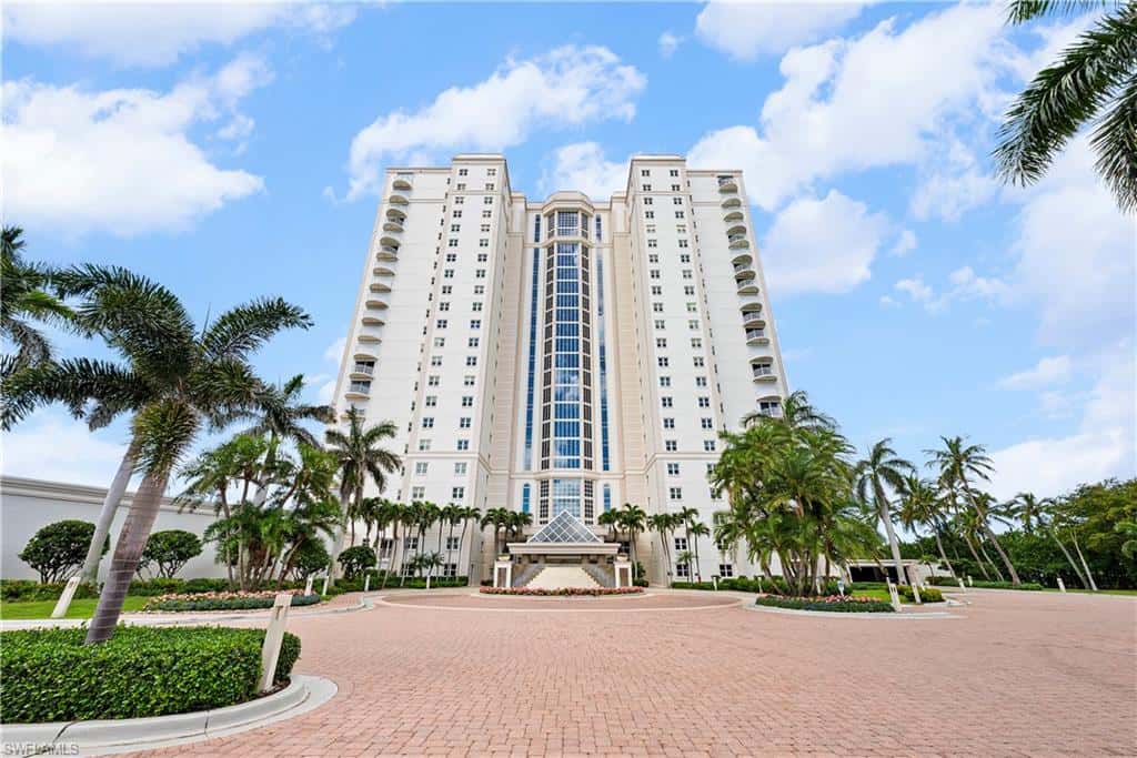 8111 Bay Colony Dr #1904, Naples, photo 6