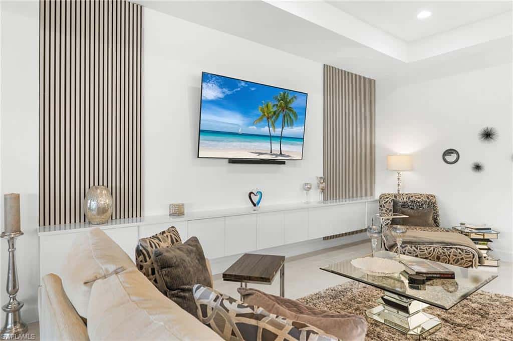 12177 Eucalyptus Way, Naples, photo 12