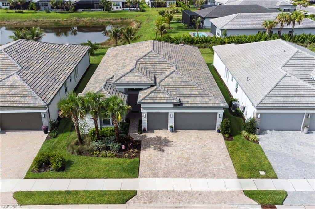 12177 Eucalyptus Way, Naples, photo 31