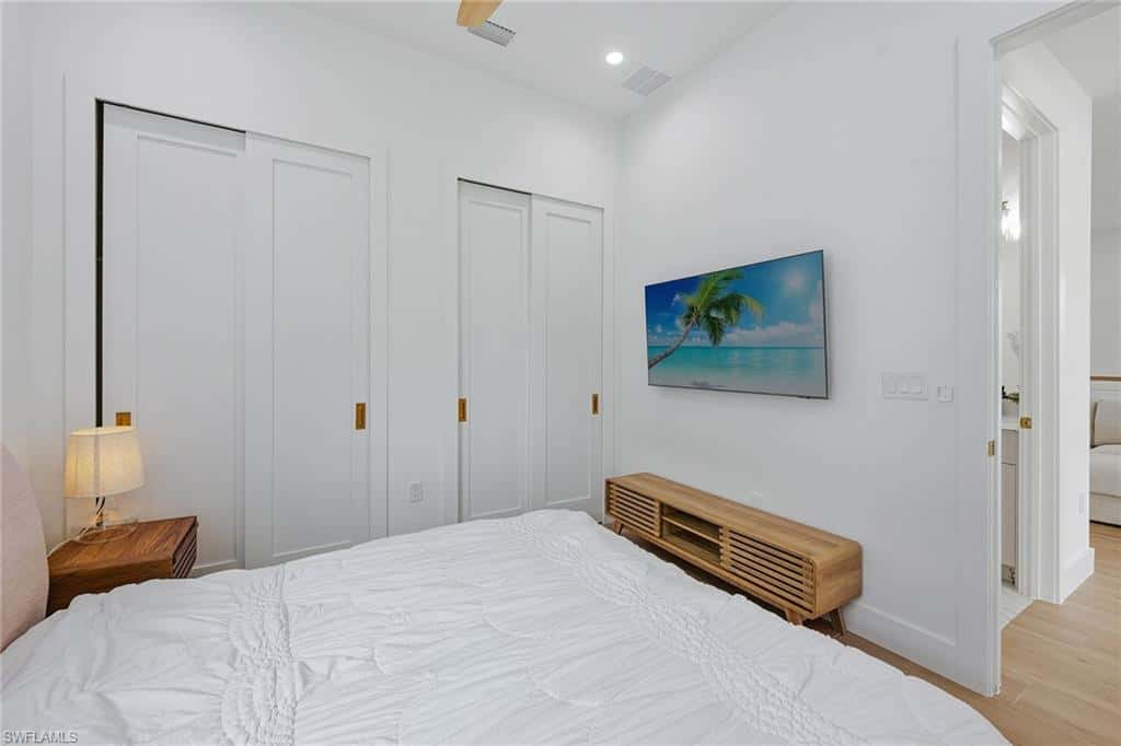 3384 Canal St, Naples, photo 23