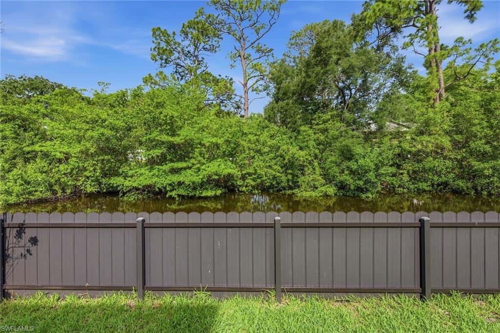 3384 Canal St, Naples, photo 36