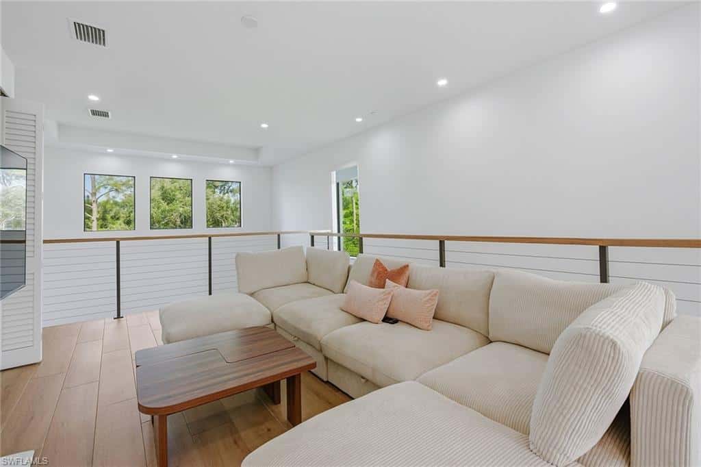 3384 Canal St, Naples, photo 19