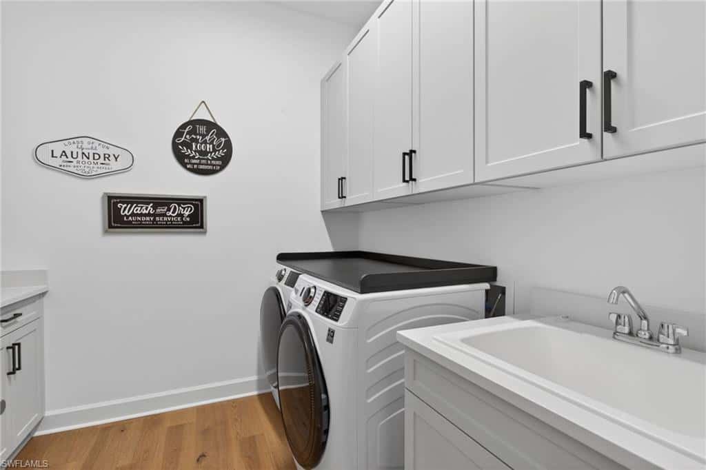 12217 Eucalyptus Way, Naples, photo 32
