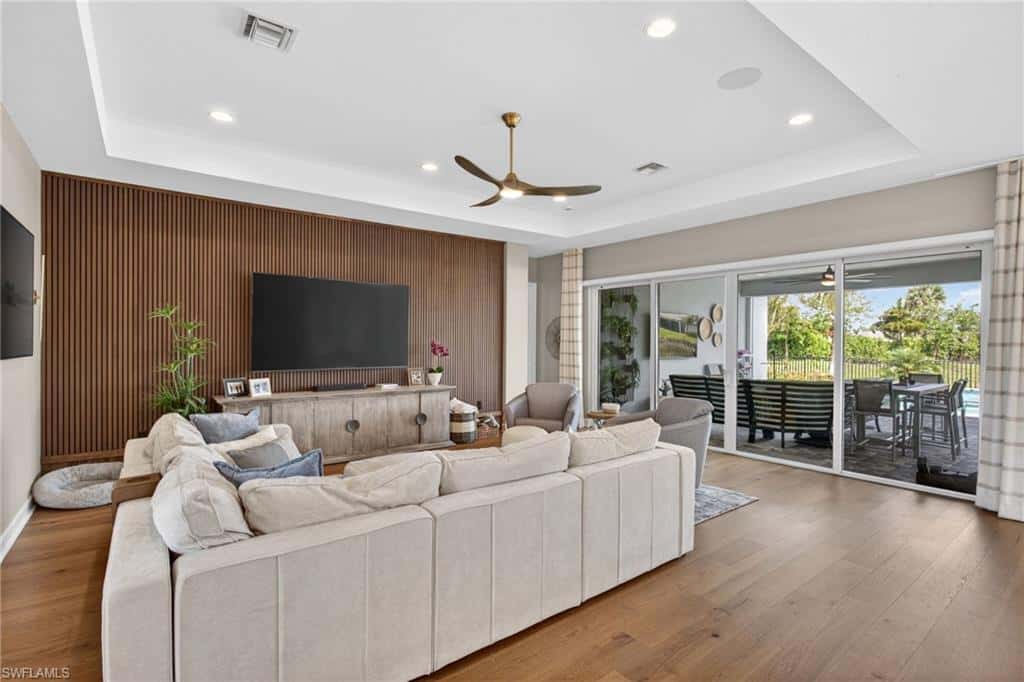 12217 Eucalyptus Way, Naples, photo 4