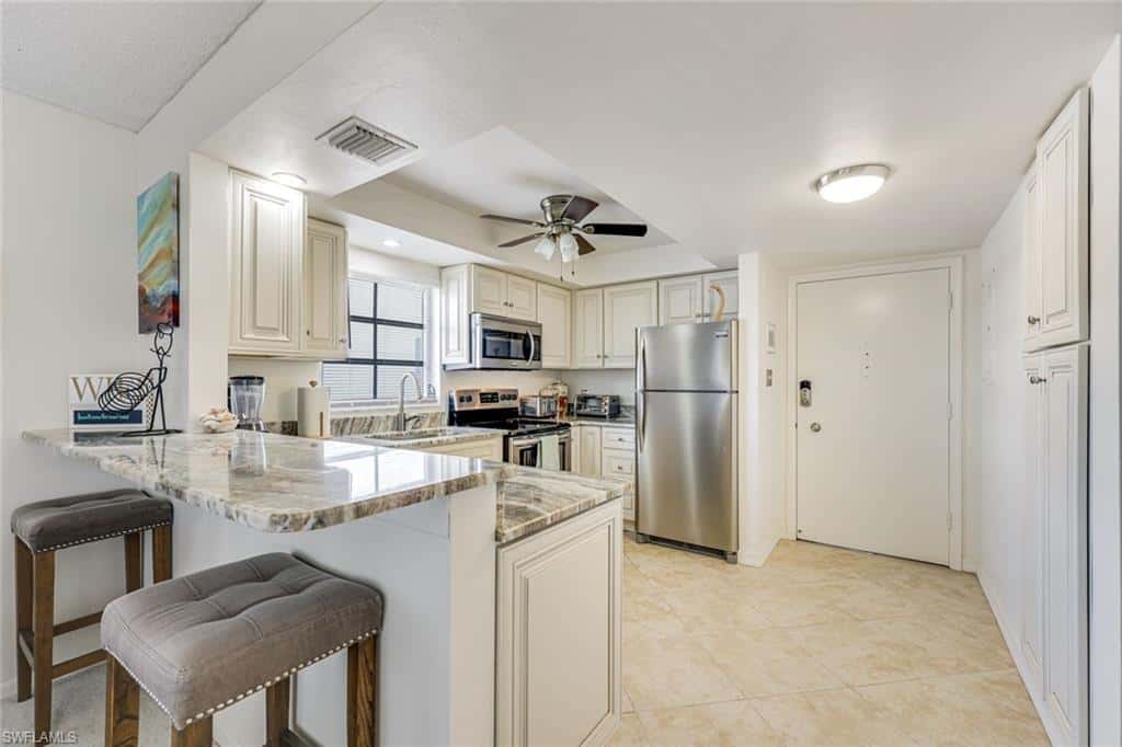 5 High Point Cir #204, Naples, photo 5
