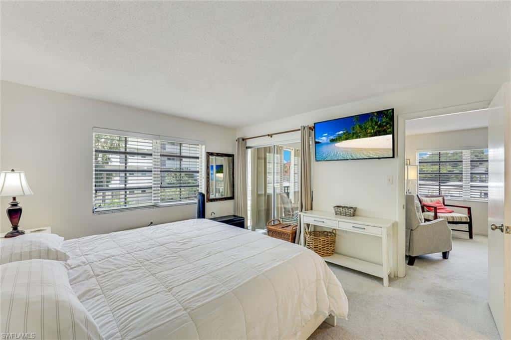 5 High Point Cir #204, Naples, photo 9
