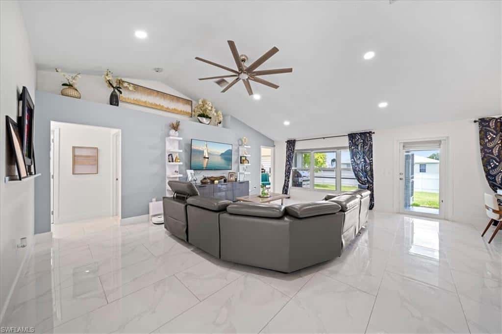 22 Nelson Rd, Cape Coral, photo 11