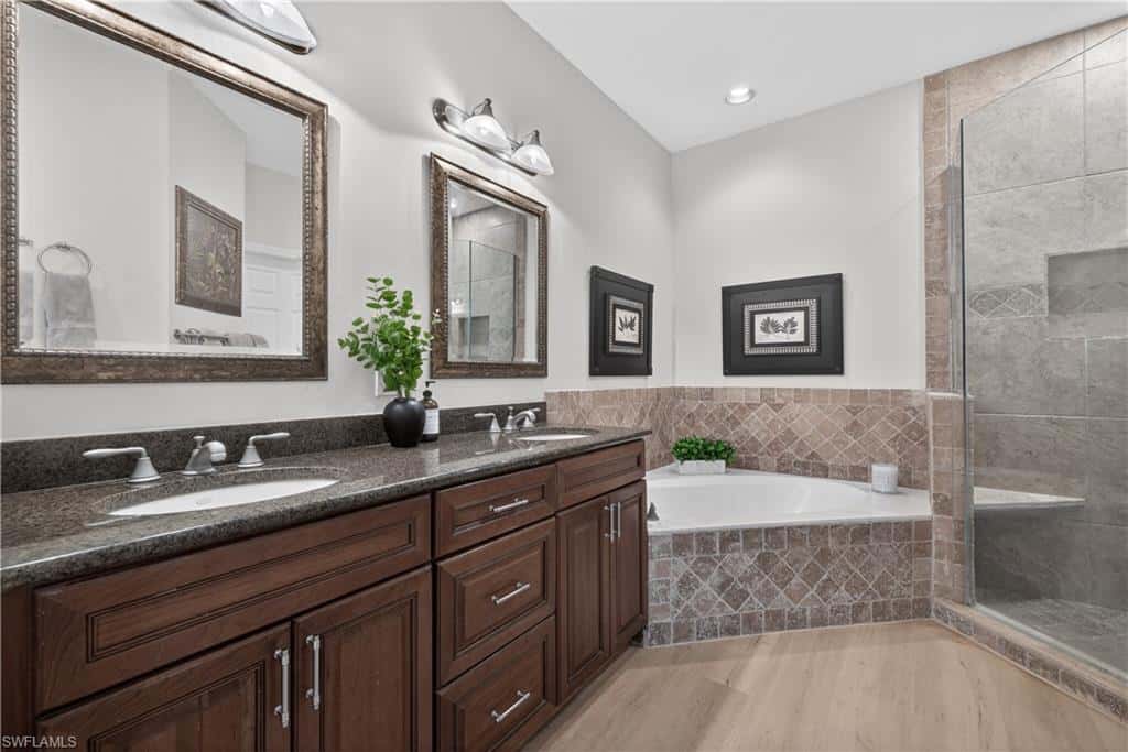 5035 Yacht Harbor Dr #103, Naples, photo 16
