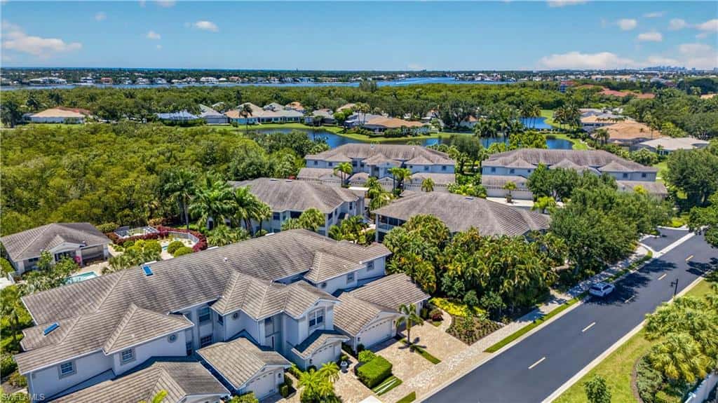 5035 Yacht Harbor Dr #103, Naples, photo 26