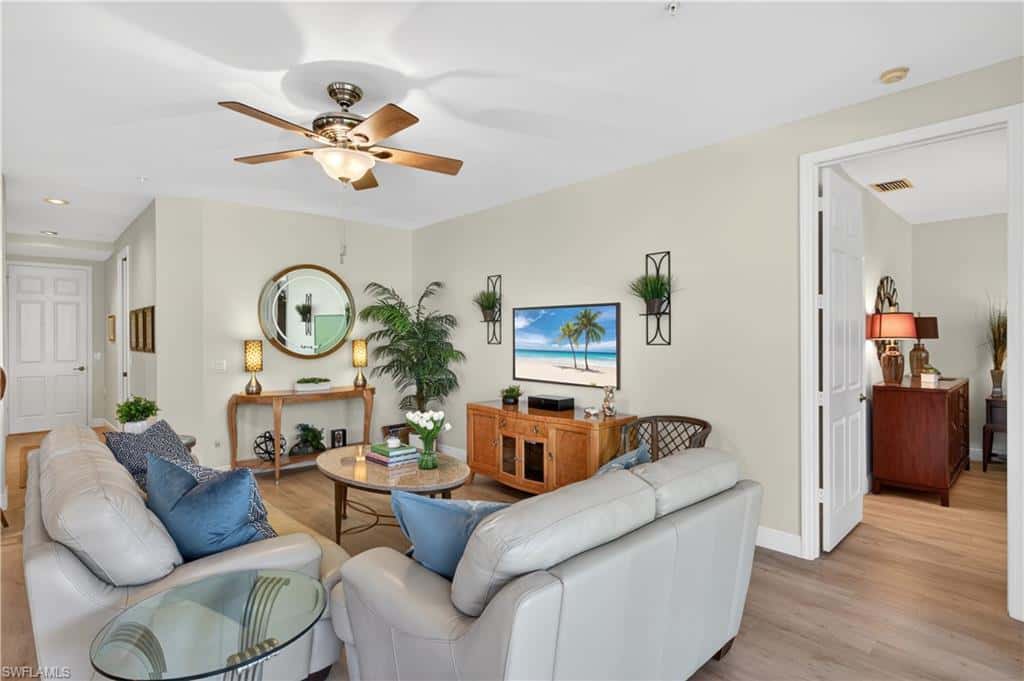 5035 Yacht Harbor Dr #103, Naples, photo 11
