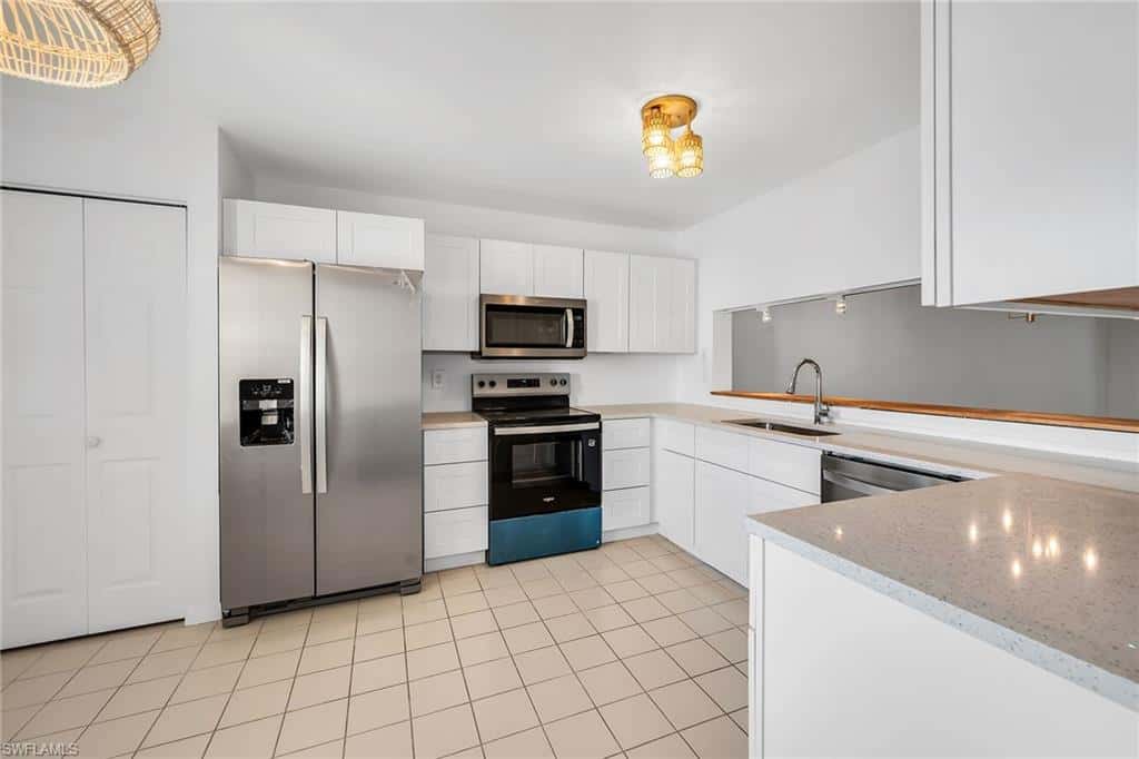 208 Furse Lakes Cir #d6, Naples, photo 8