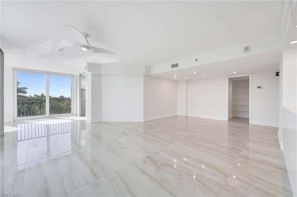 6361 Pelican Bay Blvd #202, Naples, photo 6