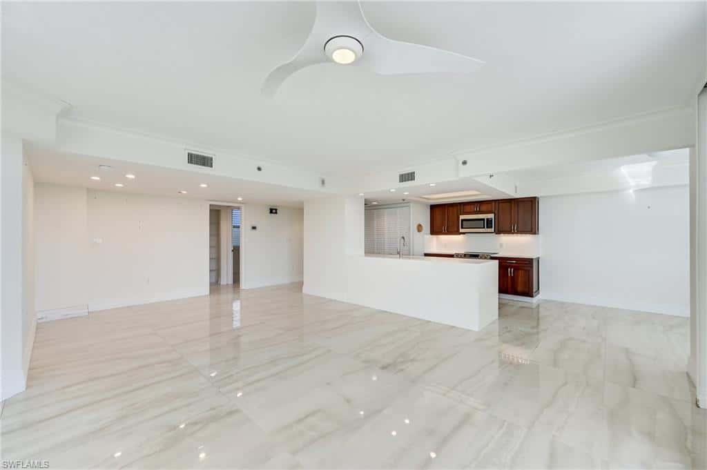 6361 Pelican Bay Blvd #202, Naples, photo 10