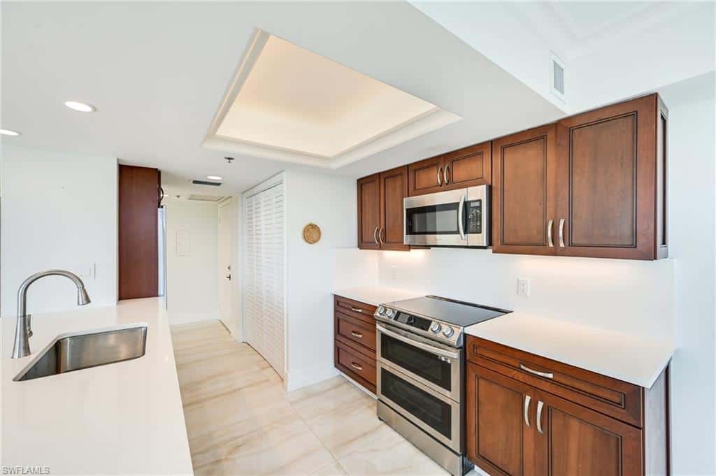 6361 Pelican Bay Blvd #202, Naples, photo 11