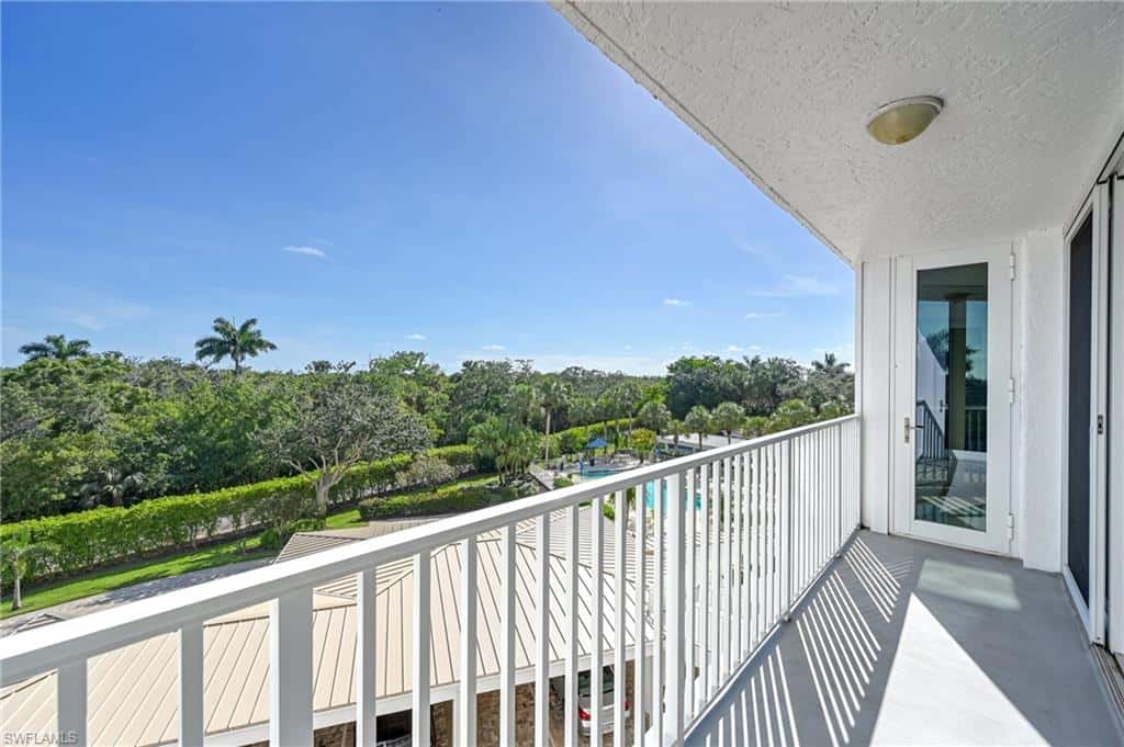 6361 Pelican Bay Blvd #202, Naples, photo 8