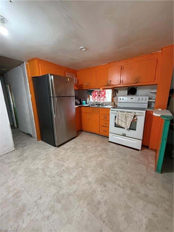 11225 Torchfire Trl, Bonita Springs, photo 4